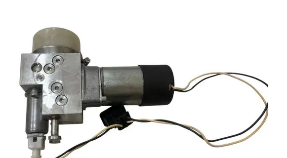 Volkswagen Phaeton Convertible roof hydraulic pump HB70074015K 100068FC
