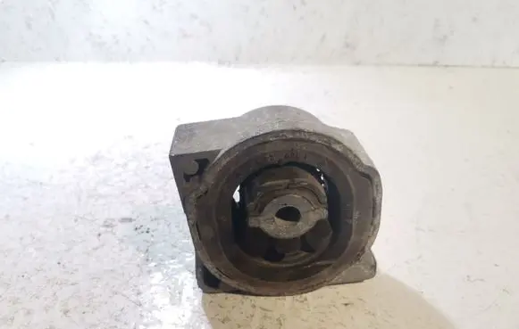 Mercedes-Benz A W169 Engine mount bracket A1692400918