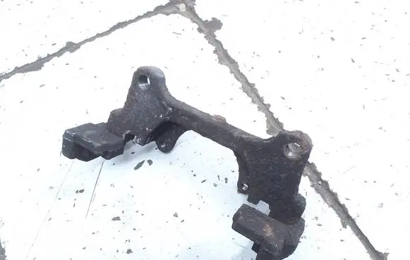 Volkswagen PASSAT B6 Front Brake Caliper Pad/Carrier 