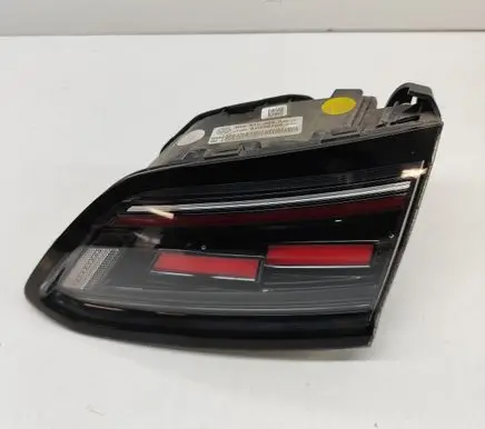 Volkswagen Arteon Tailgate rear/tail lights 3G8945308AG