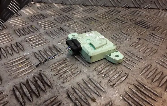 BMW X3 E83 Airbag deployment crash/impact sensor 3412005