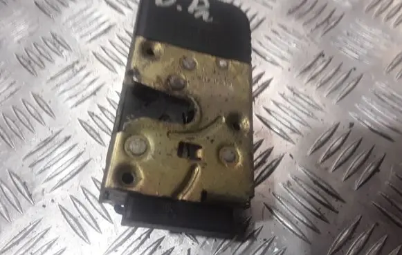 Citroen C8 Front door lock