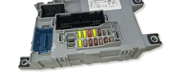 Alfa Romeo Mito Alarm control unit/module 97RI010651 00519367990