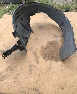 Suzuki Swift II Front wheel arch liner splash guards