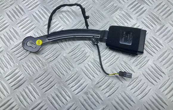 Audi A3 S3 8V Front seatbelt buckle 8V0857755G