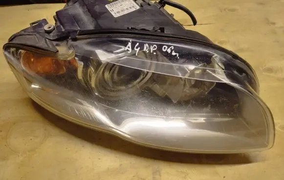 Audi A4 S4 B7 8E 8H Headlight/headlamp 8E0941004AM 18021804 0301219272