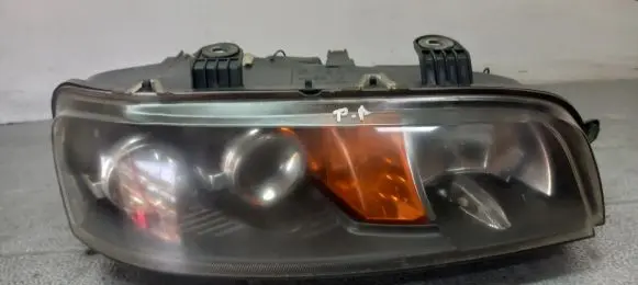 Fiat Punto (188) Front reflector 