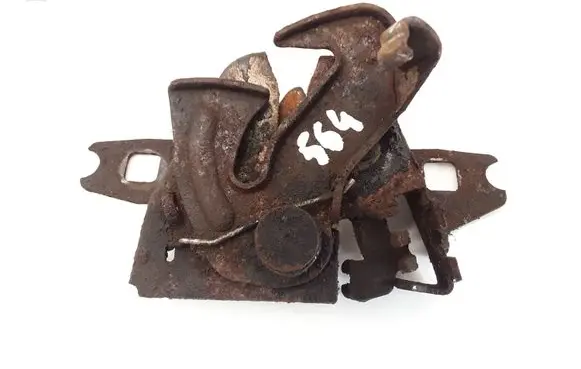 Engine bonnet/hood lock/catch