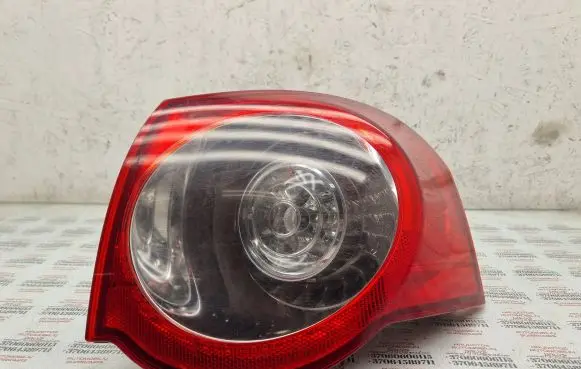 Volkswagen PASSAT B6 Rear/tail lights 3C9945096N