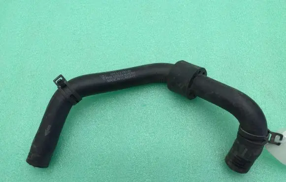 Porsche Panamera (970) Engine coolant pipe/hose 97057258300