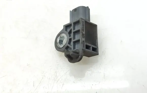 Nissan Qashqai Airbag deployment crash/impact sensor 985813RA0A 05102016