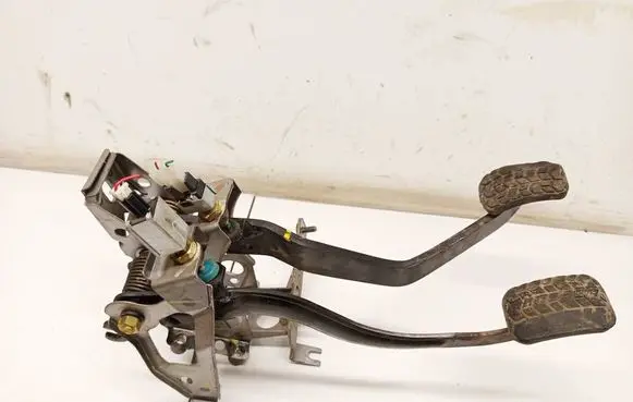 Mazda Demio Brake pedal 