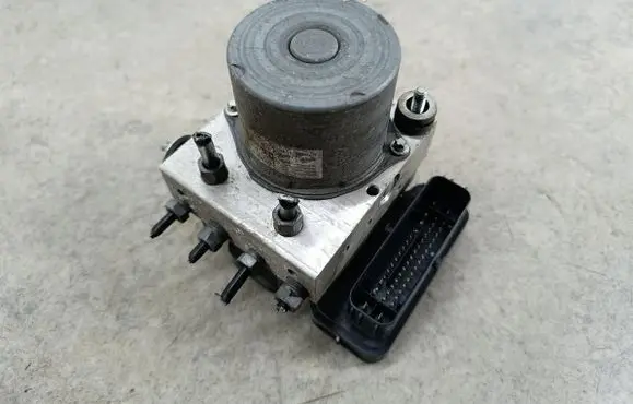 Opel Grandland X ABS Pump 