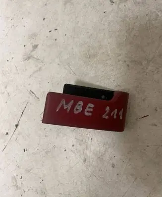 Mercedes-Benz E W211 Engine bonnet (hood) release handle