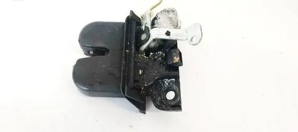 Audi A3 S3 8L Tailgate/trunk/boot lock/catch/latch 8L0827505E 071099