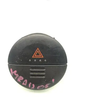 Nissan X-Trail T30 Hazard light switch 06016