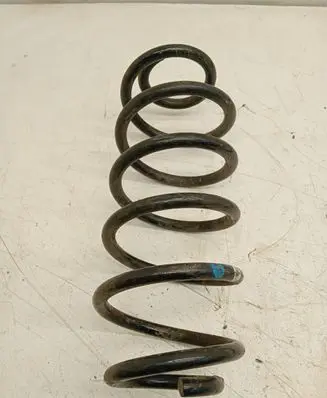 Toyota Auris 150 Rear coil spring