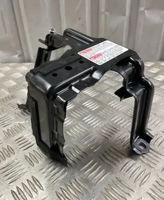 Battery bracket