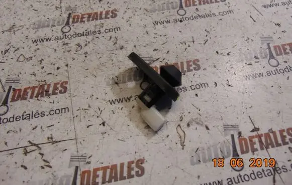 Toyota Corolla Verso AR10 Front door sensor 