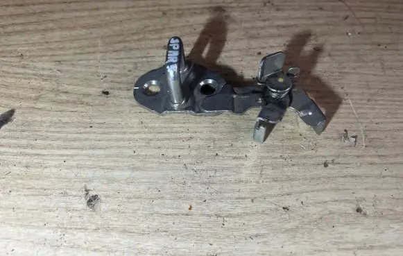 Chevrolet Spark Trunk lock loop 