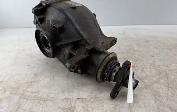 BMW 4 F32 F33 Rear differential 7544873