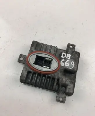 BMW 3 E90 E91 Xenon control unit/module 7237647
