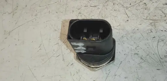 Fuel pressure sensor