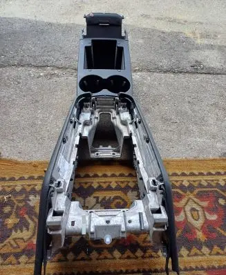 Porsche Macan (95B) Center console 95B863239 0806843 540787814010
