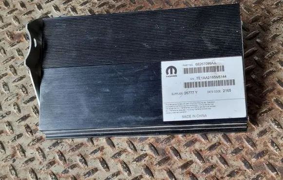 Dodge RAM Sound amplifier 68267099AA