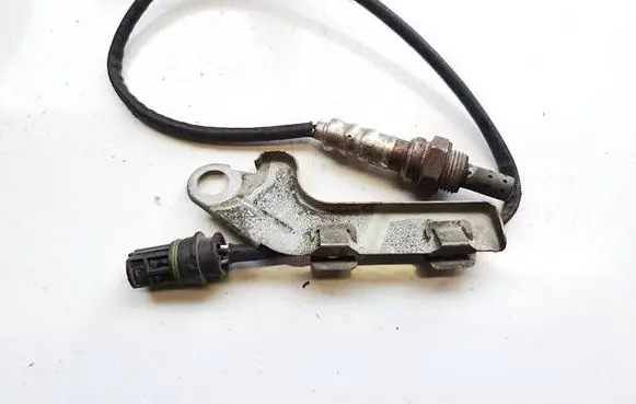 BMW 1 E81 E87 Lambda probe sensor 753028701 7530287-01