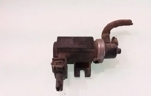 Volkswagen Golf III Turbo solenoid valve 1H0906627 72190320 97T097