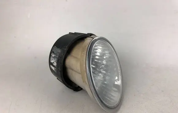 Subaru Outback Front fog light P4013L