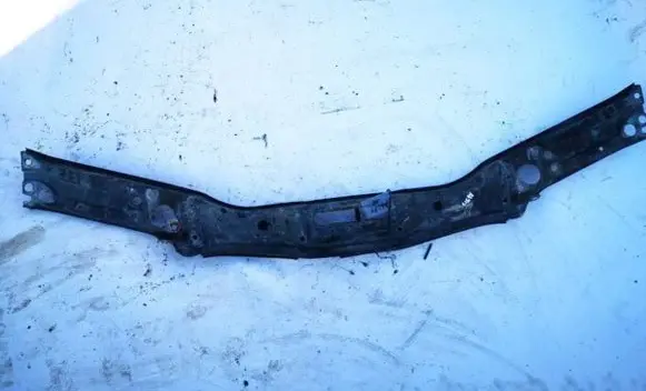 Audi A6 S6 C4 4A Radiator support slam panel 046010126c