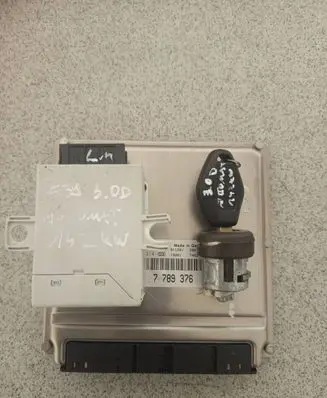 BMW 5 E39 Engine control unit/module 7789376 28RTE091 0281010314