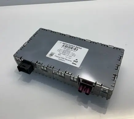 Mercedes-Benz E W212 Antenna control unit A1669003407 A1668202089 A1669027703