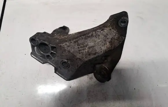 Audi A3 S3 8L Engine mounting bracket 038199207 038199207H