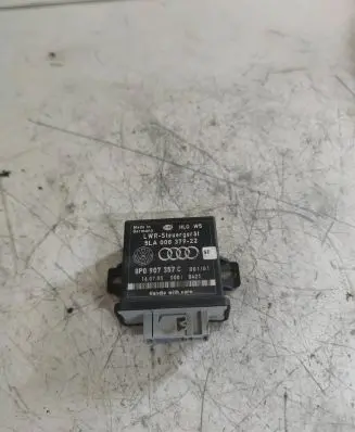 Audi A6 S6 C6 4F Light module LCM 5LA00837922 8P0907357C