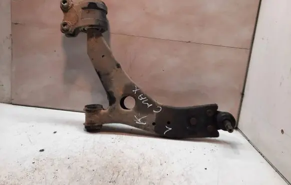 Ford Focus C-MAX Front lower control arm/wishbone
