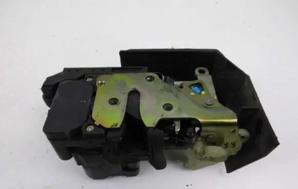 Alfa Romeo 156 Front door lock