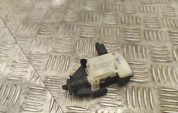 Peugeot 508 RXH Fuel tank cap lock motor 9651690280
