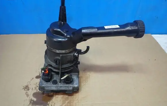 Citroen C4 I Picasso Power steering pump 9685418780 A0016189