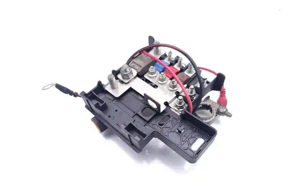 Maserati GranTurismo Charging relay 228542