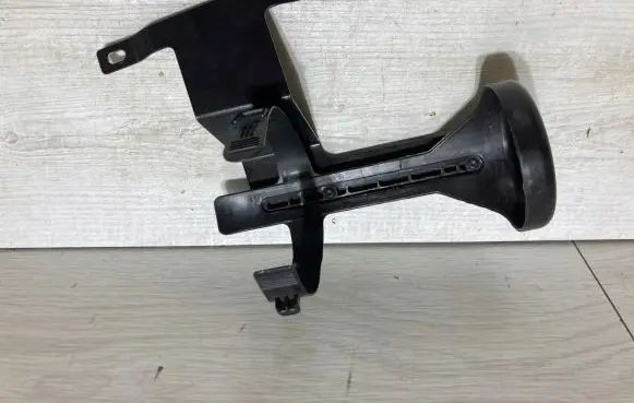 Renault Clio V Other center console (tunnel) element 8201722592