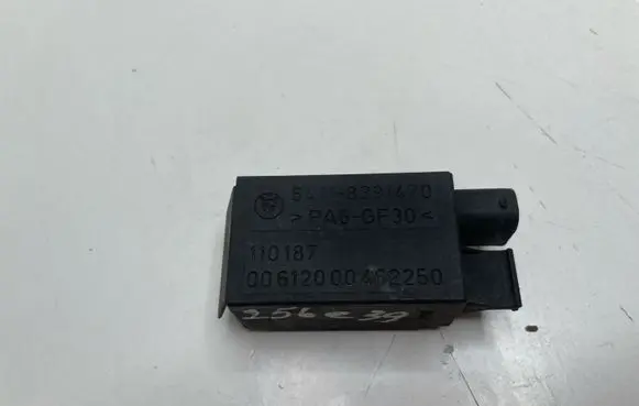 BMW 5 E39 AUC sensor 8391470