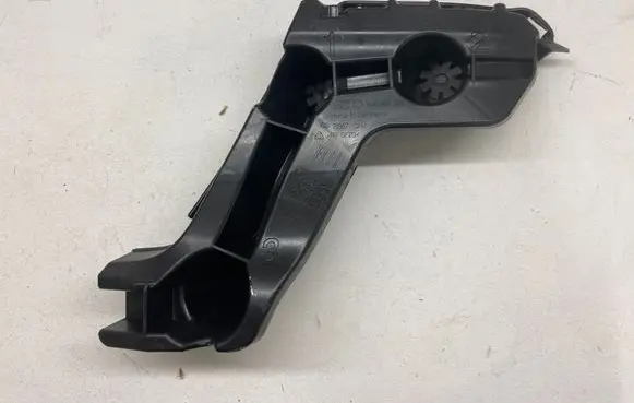 Audi A6 S6 C8 4K Rear bumper mounting bracket 4K5807394 21067