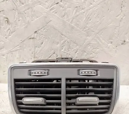 Audi A7 S7 4G Rear air vent grill 4G0819203