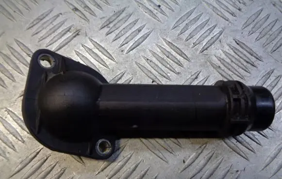 Audi A4 S4 B7 8E 8H Engine coolant pipe/hose 03G121121C