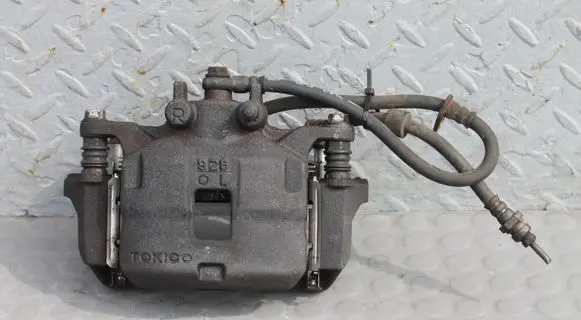 Mitsubishi L200 Front brake caliper MITSUBISHI4605A202 4605A202 4605A173