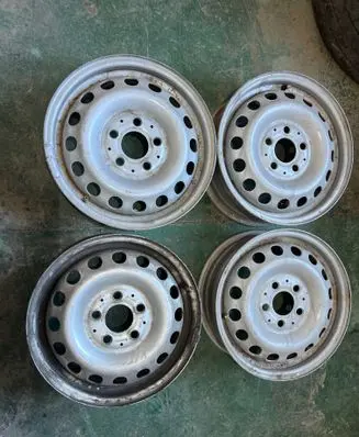 Mercedes-Benz Vito Viano W639 R15 steel rim A6384011501 6384011501