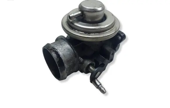 Audi A4 S4 B6 8E 8H EGR valve 038131501GKASACJA 038131501G